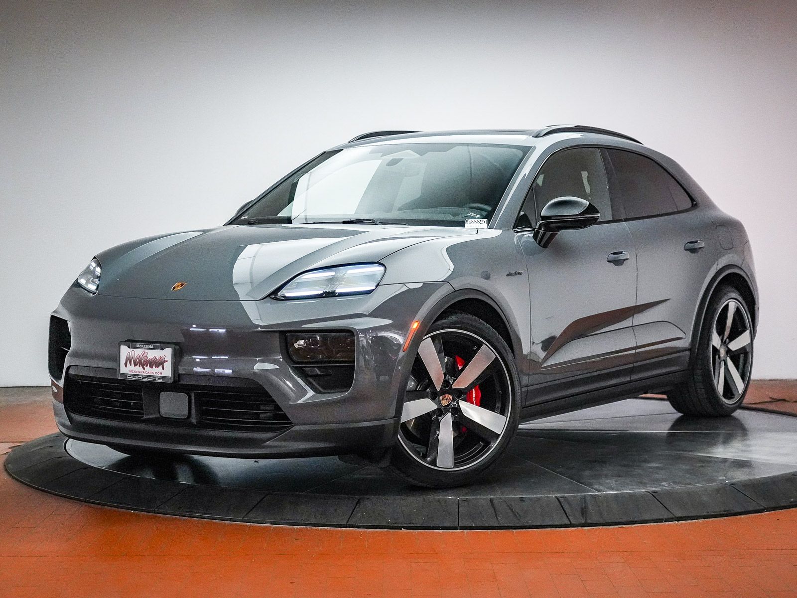 2025 Porsche Macan S