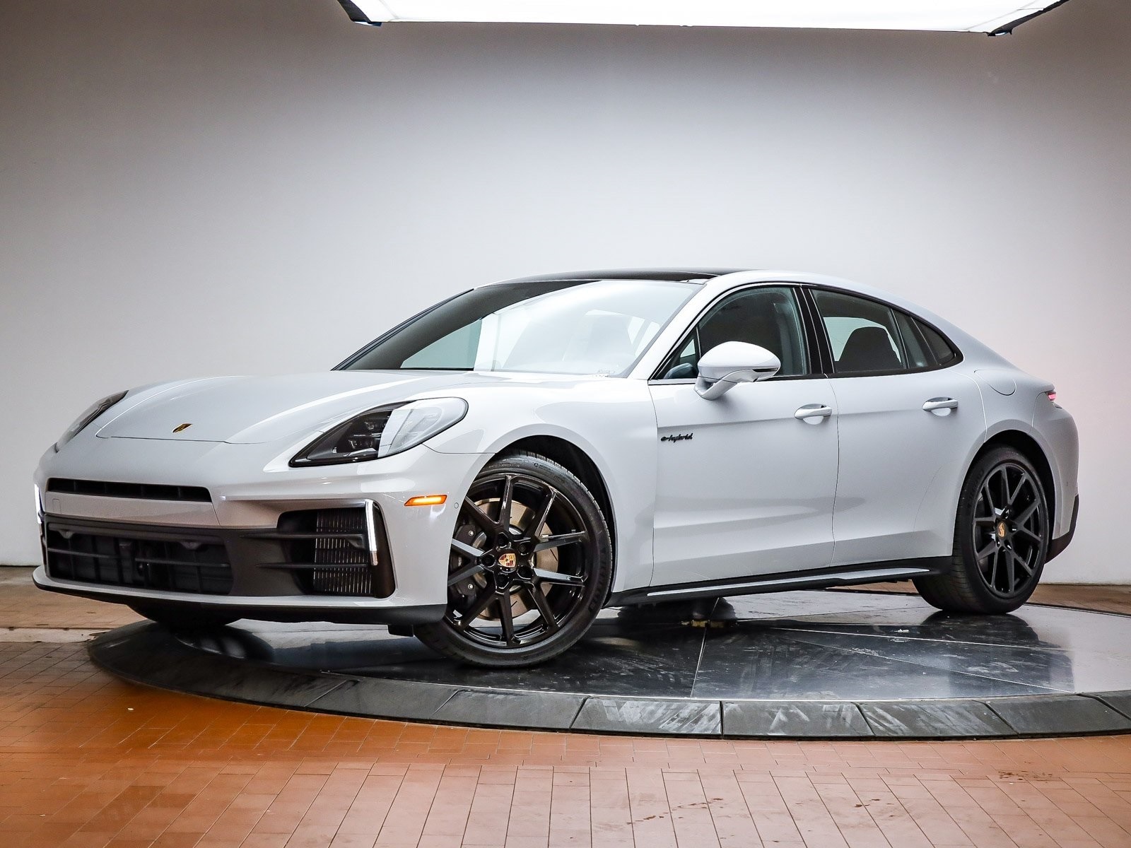 2026 Porsche Panamera 4 E-Hybrid