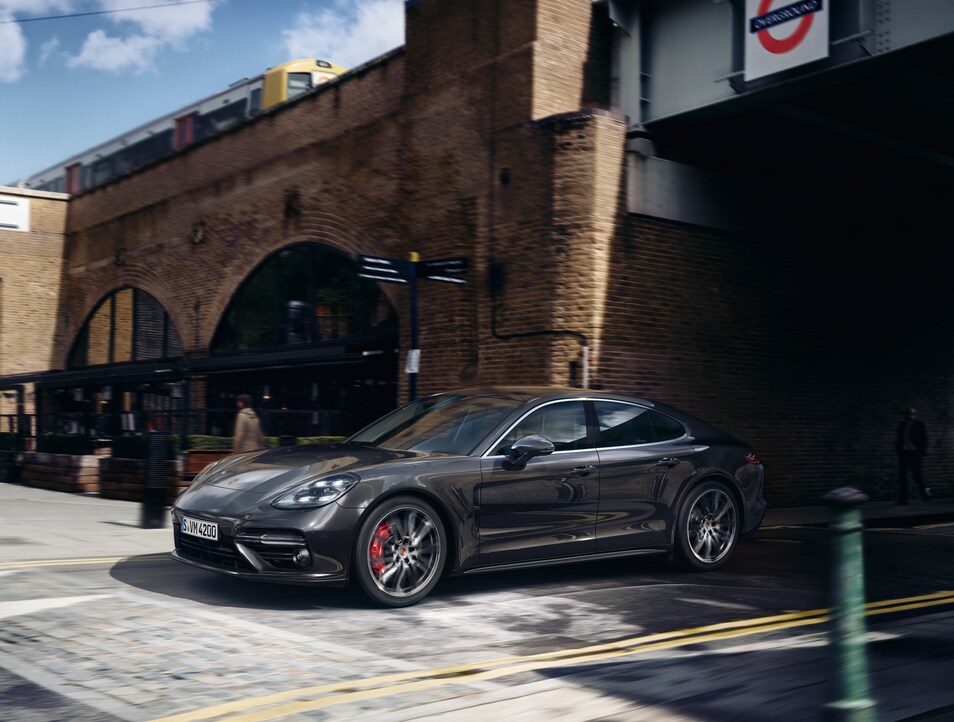 2017 Porsche Panamera