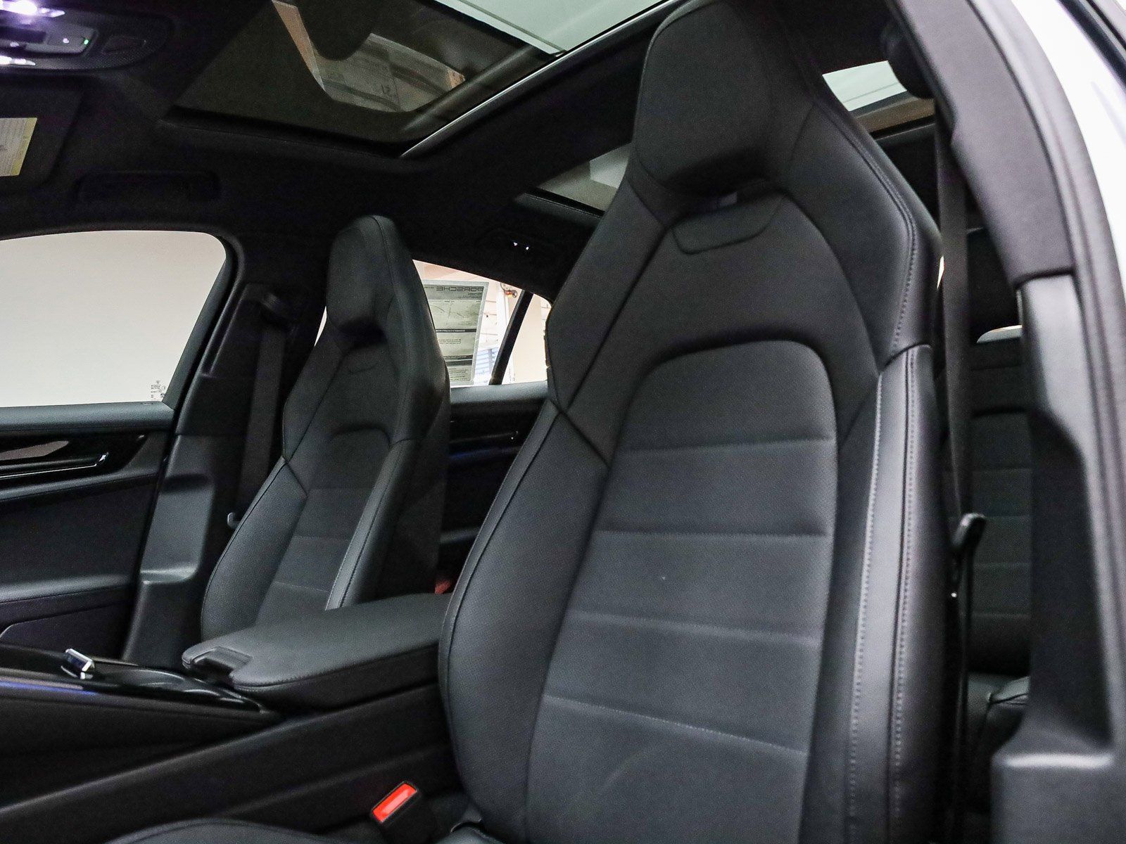 2026 Porsche Panamera Base