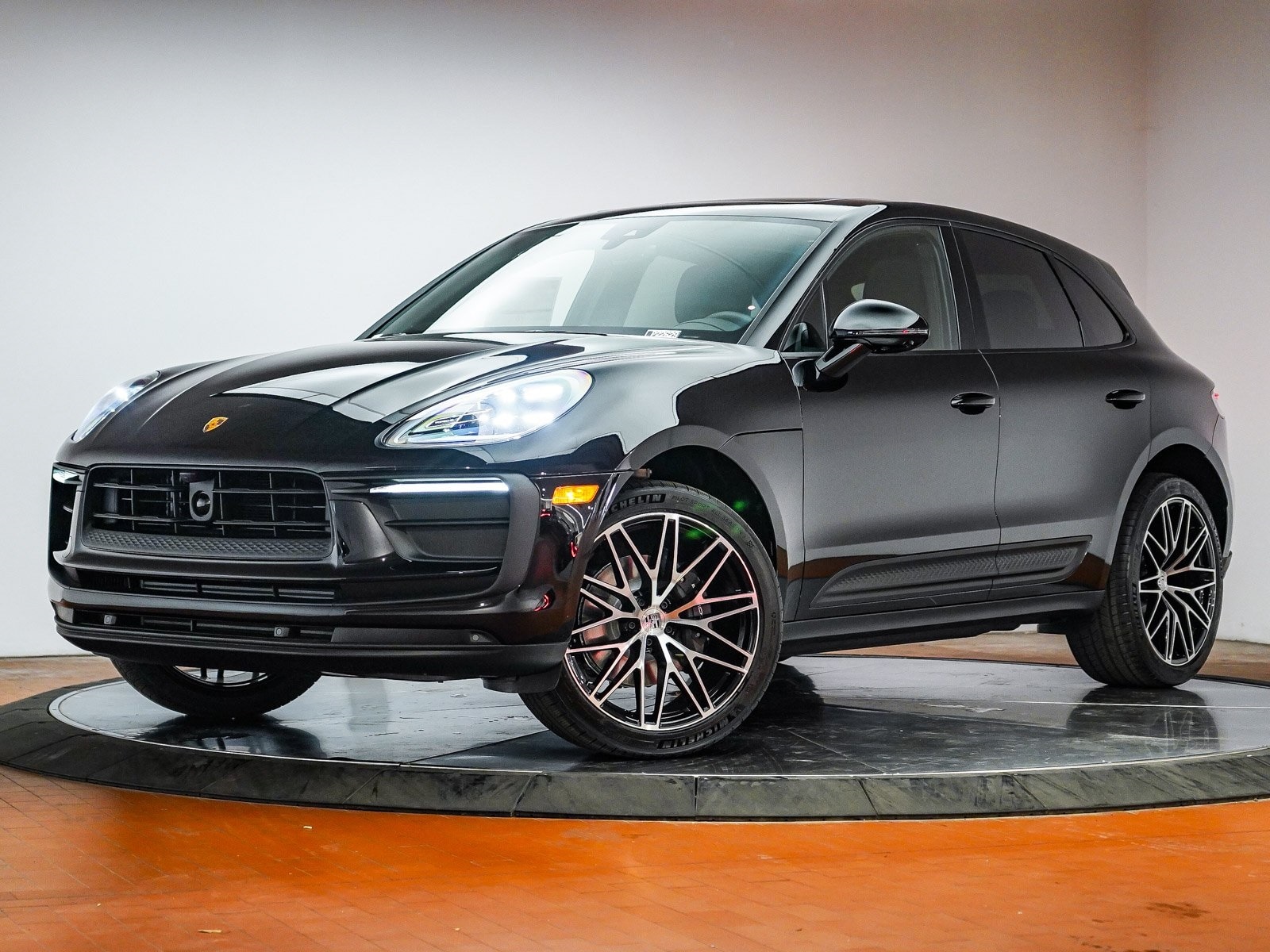 2026 Porsche Macan SUV 