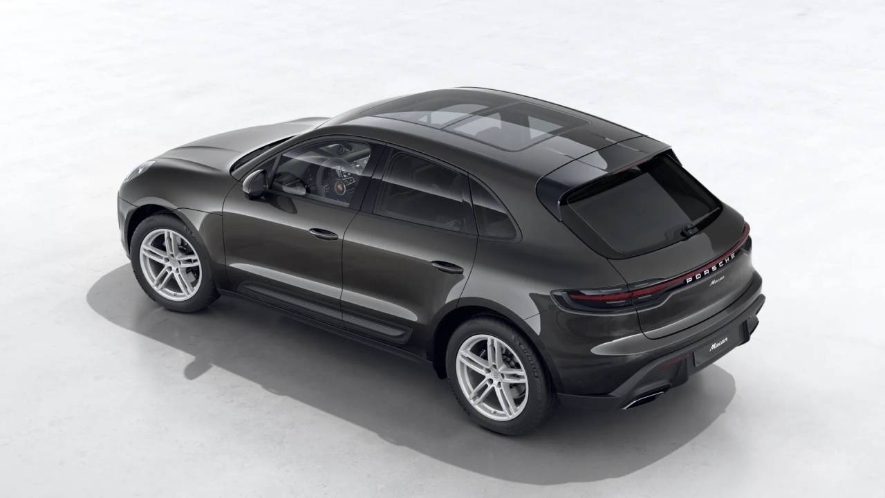 2026 Porsche Macan T photo 4