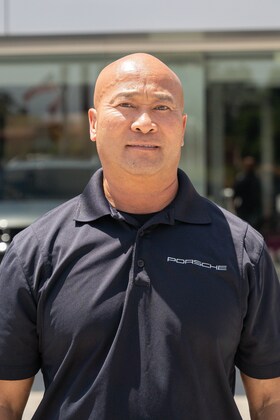 Staff member Mike Barcelona from ID_13baf65f0762