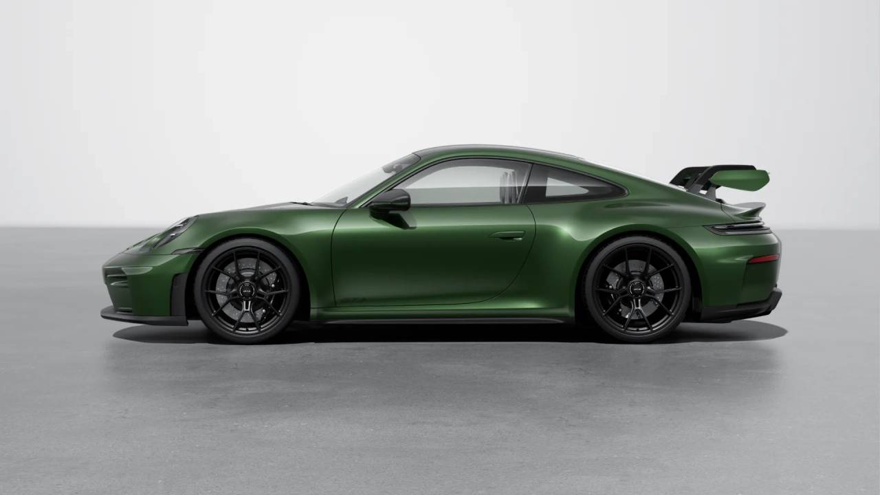 2026 Porsche 911 GT3 Touring photo 2