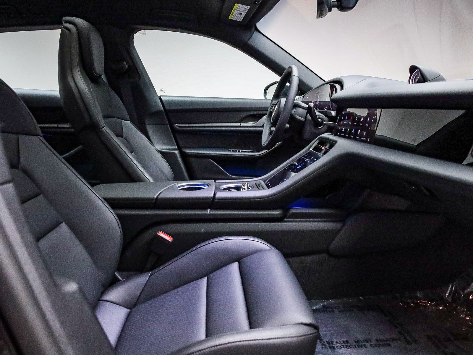 2025 Porsche Taycan Base - Photo 20