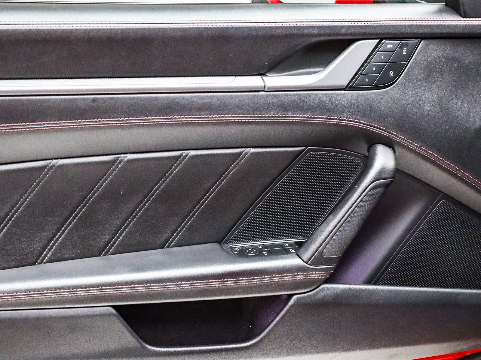 2023 Porsche 911 - Photo 19