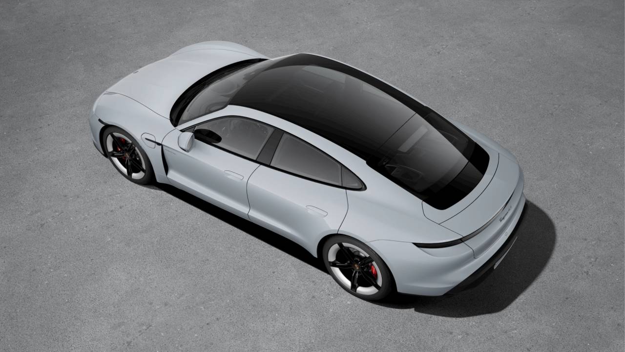 2026 Porsche Taycan 4S photo 4