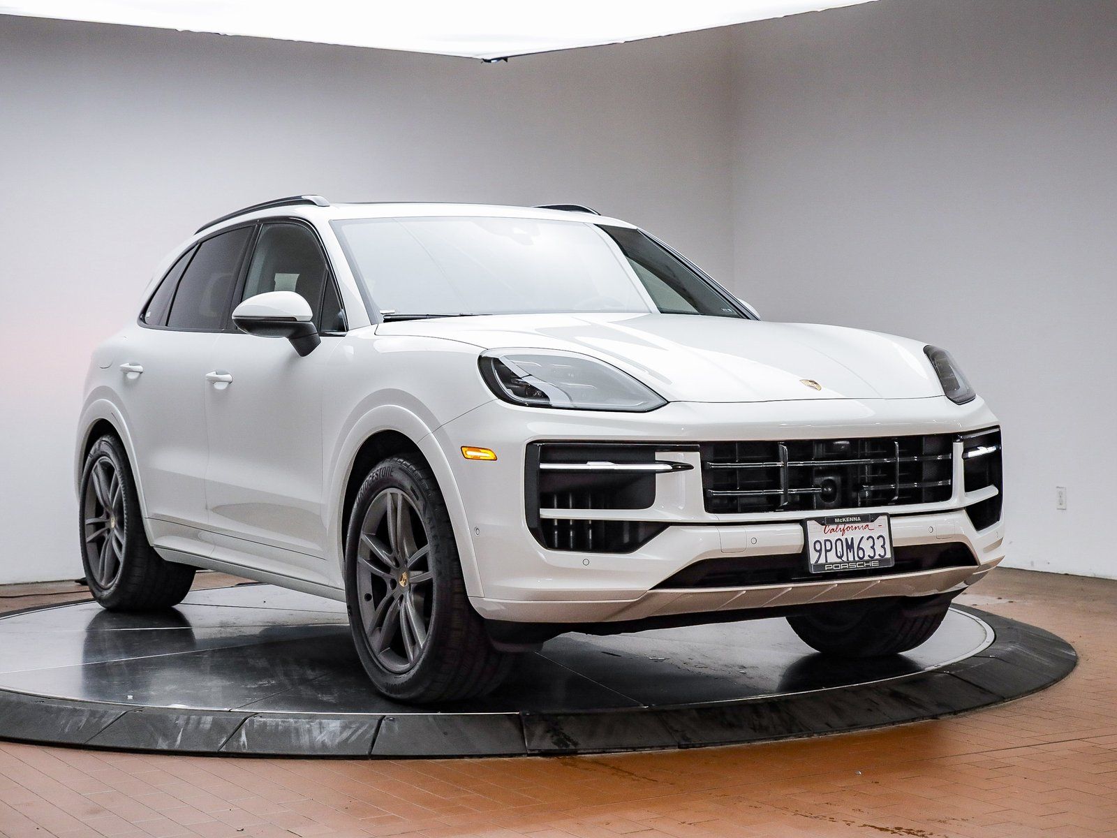 2025 Porsche Cayenne Base - Photo 14
