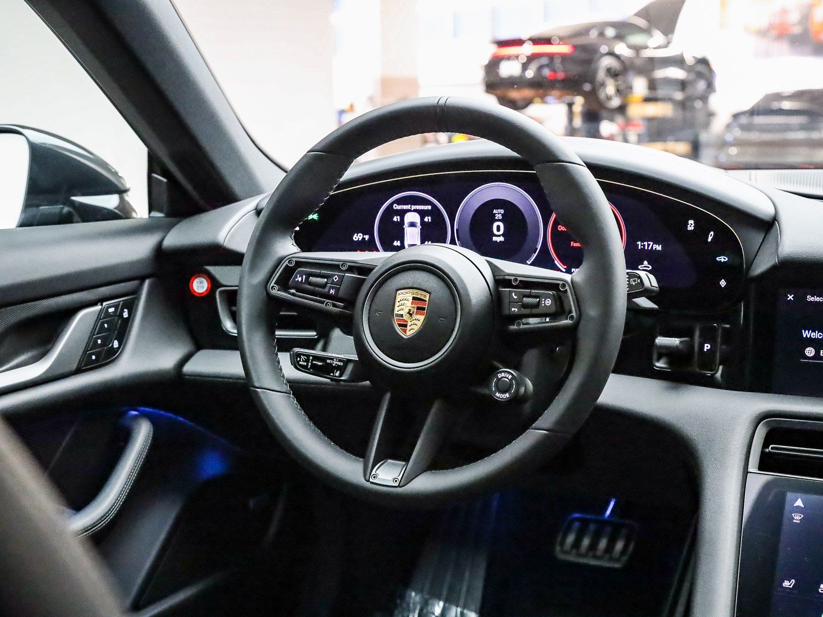 2025 Porsche Taycan S - Photo 19