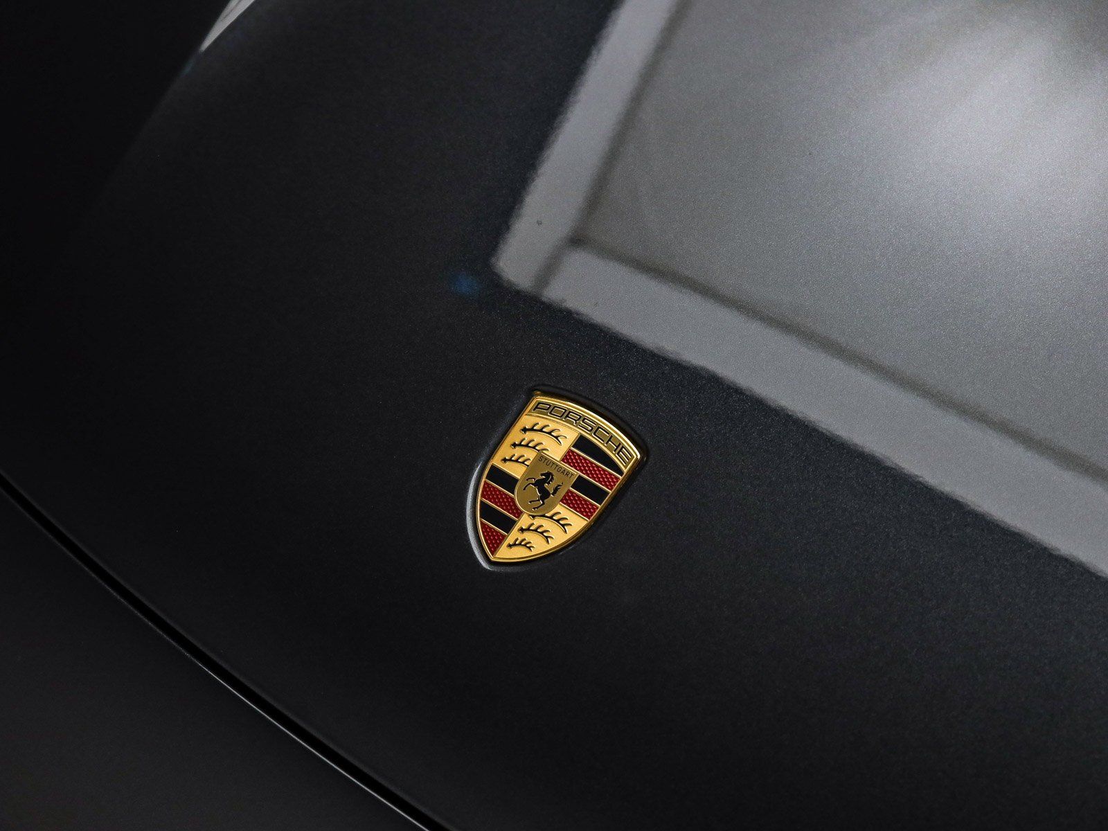 2025 Porsche Taycan Base - Photo 12