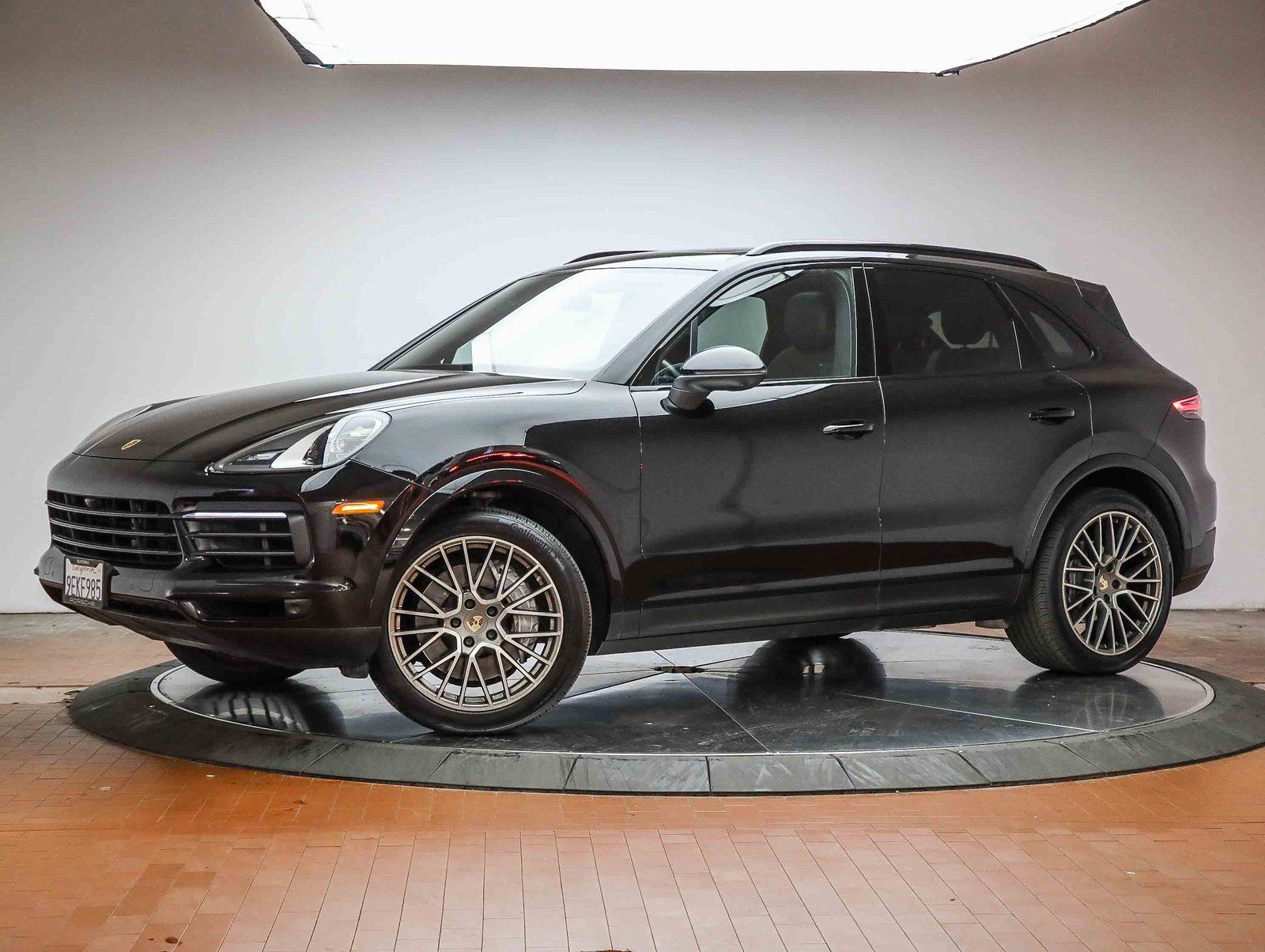 2023 Porsche Cayenne Base