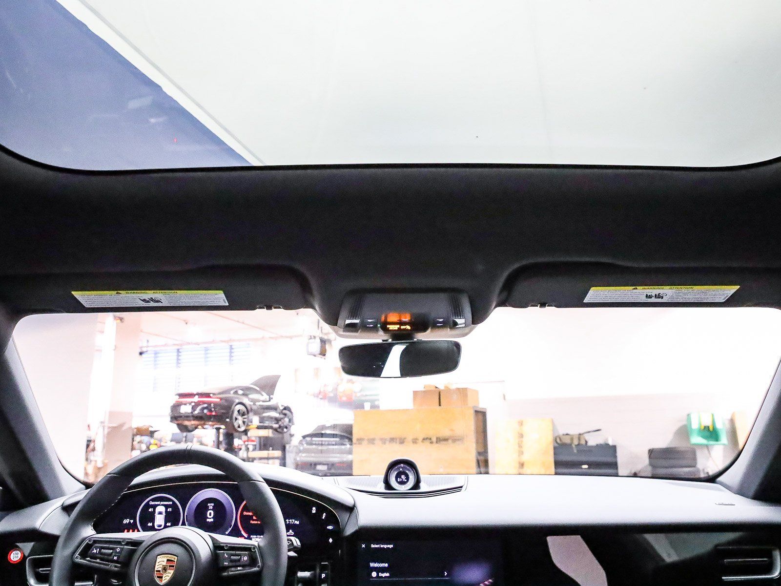 2025 Porsche Taycan S - Photo 20