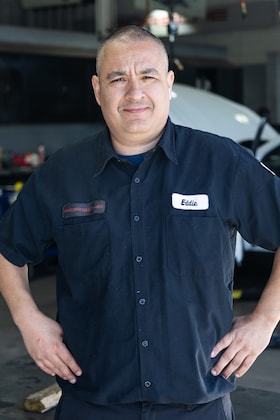 Staff member Eddie Hernandez from ID_13baf65f0762