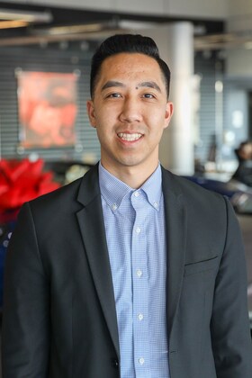 Staff member Stephen Tran  from ID_a394e9b05ff5