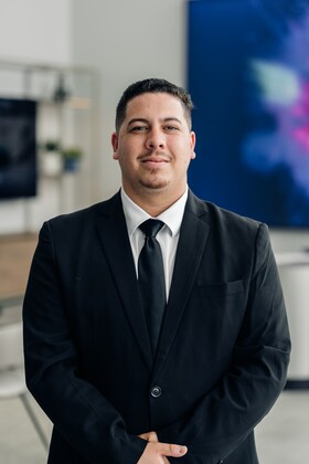 Staff member Jakob Barba from ID_a394e9b05ff5