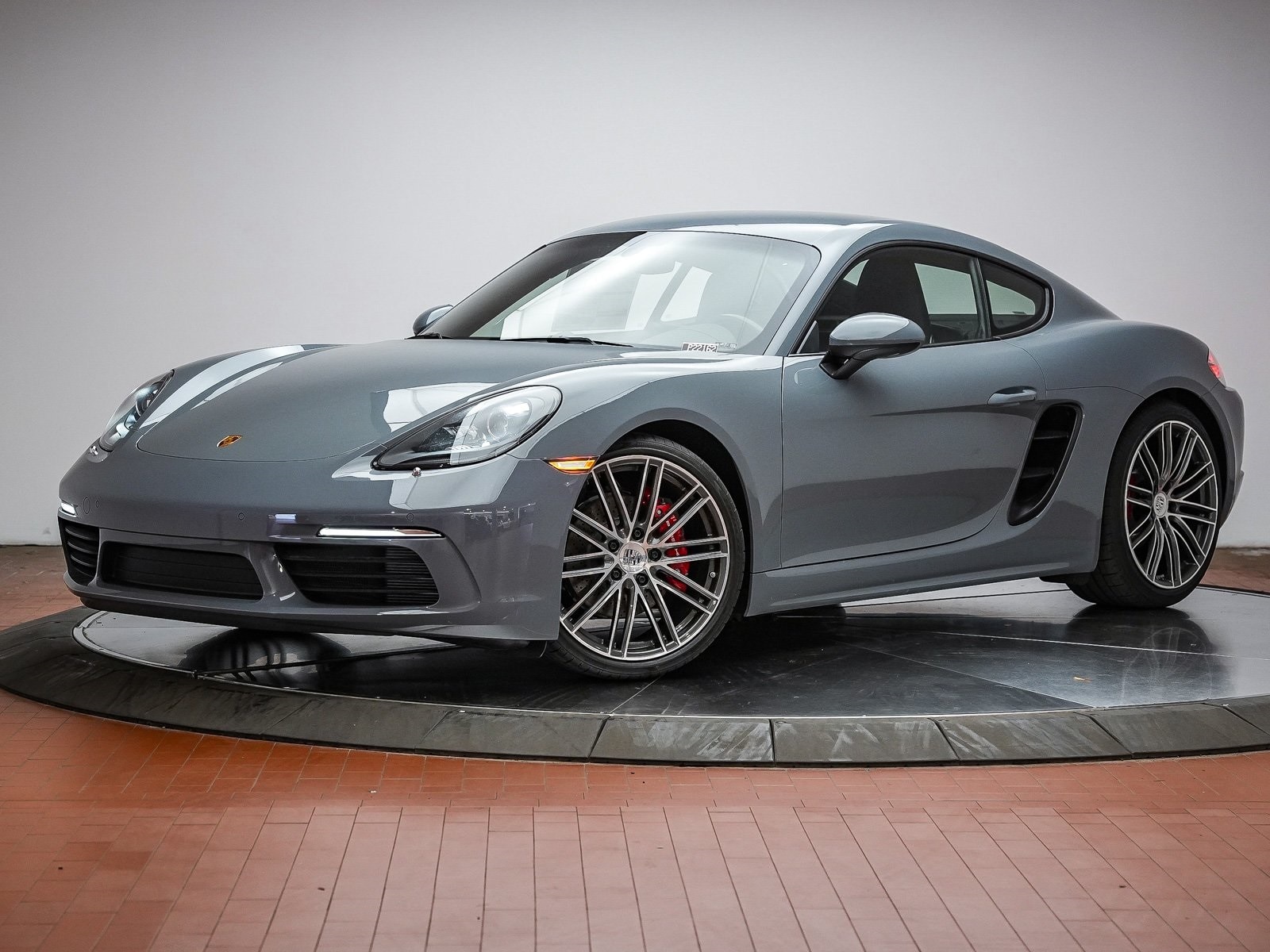 2025 Porsche 718