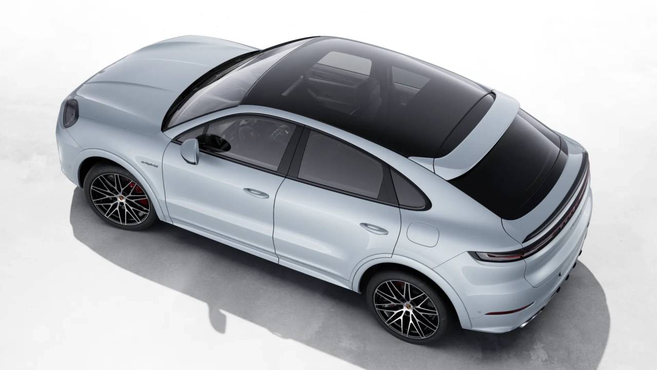 2026 Porsche Cayenne S E-Hybrid Coupe photo 4