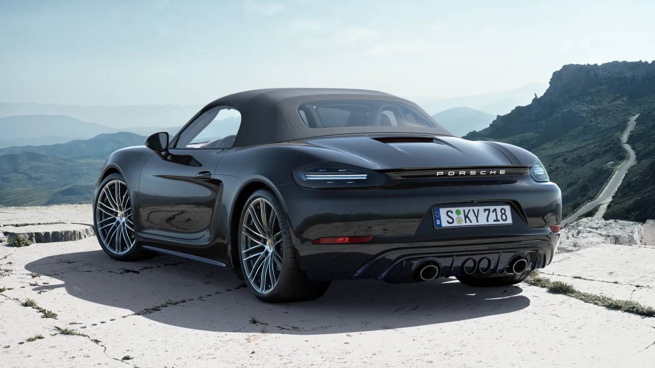 2025 Porsche Boxster GTS 4.0 photo 3