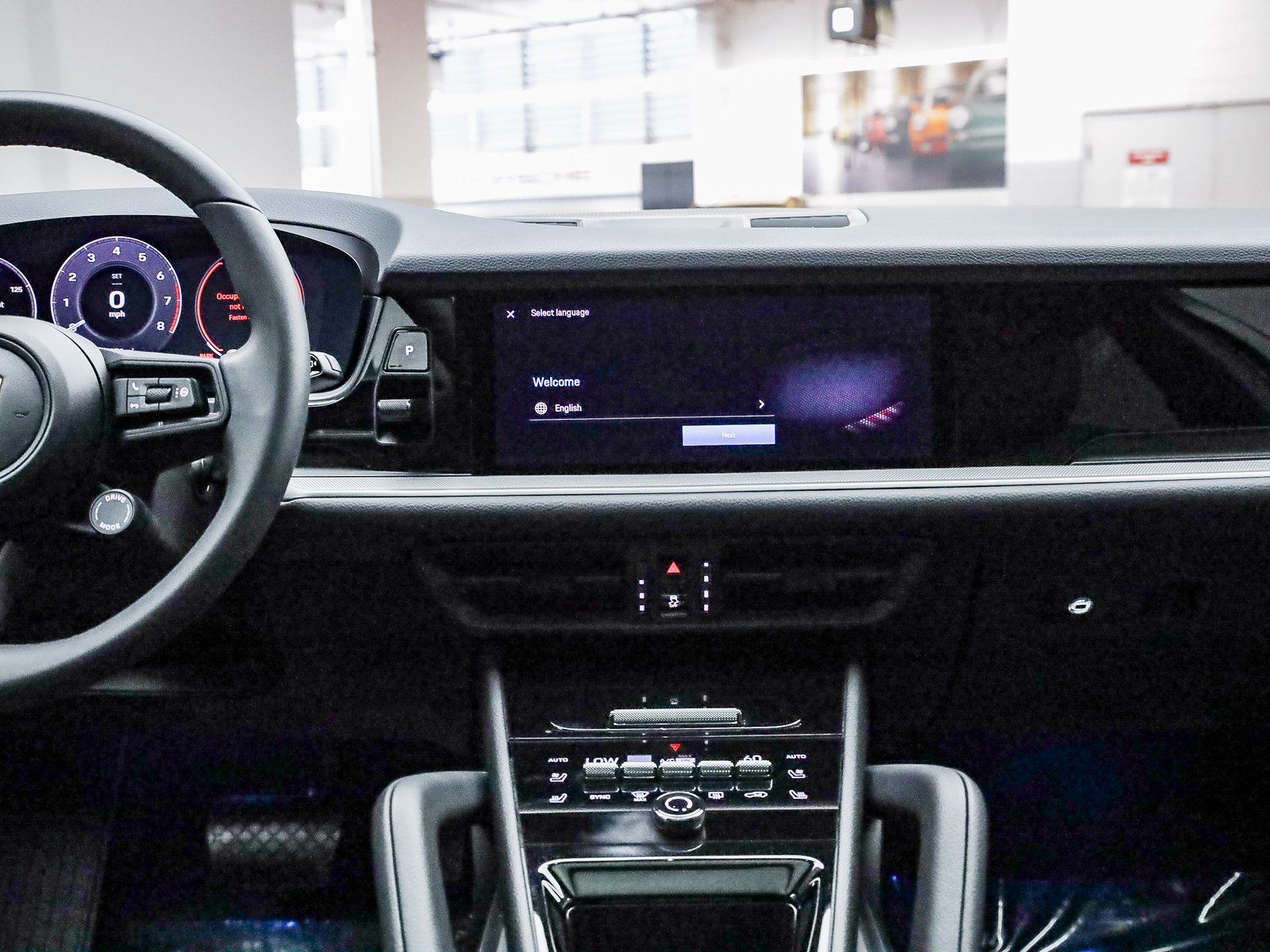 2025 Porsche Cayenne Base - Photo 17