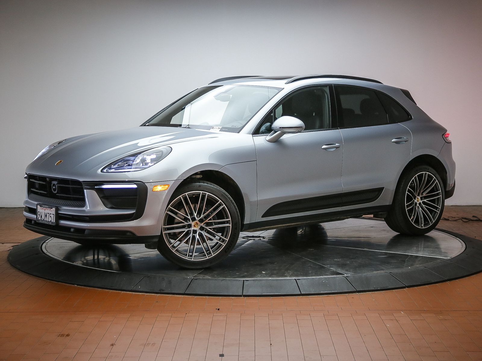 2026 Porsche Macan's photo
