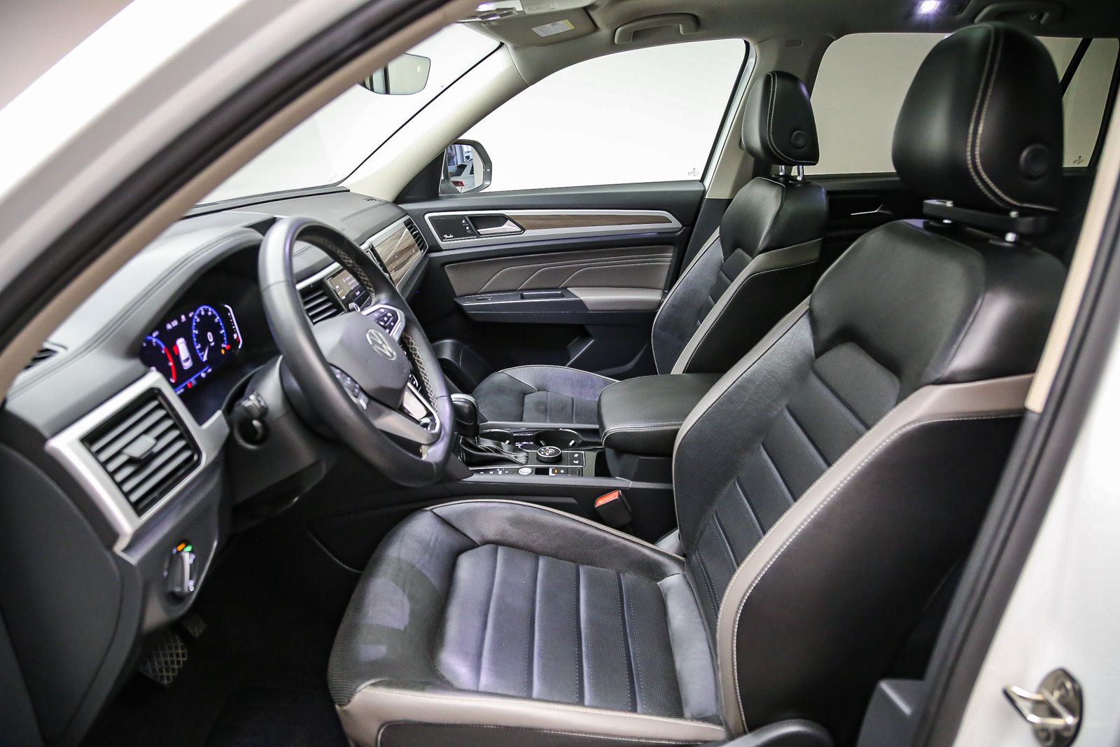 2021 Volkswagen Atlas SEL Premium - Photo 18