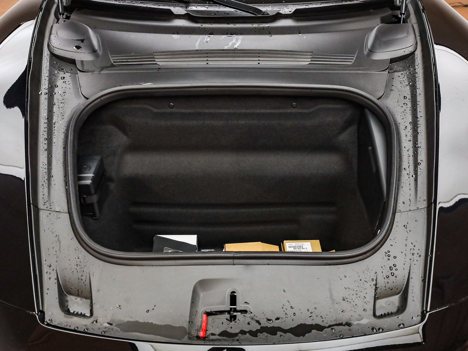 2026 Porsche 911 GTS - Photo 29