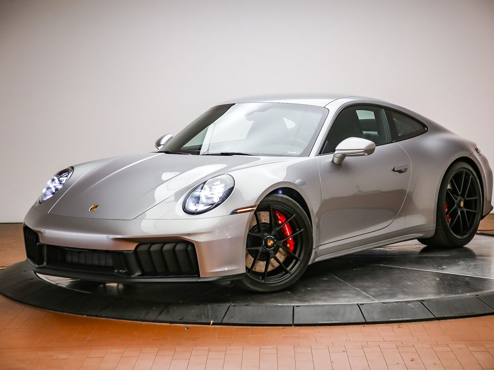 2025 Porsche 911 Carrera 4 GTS Coupe's photo