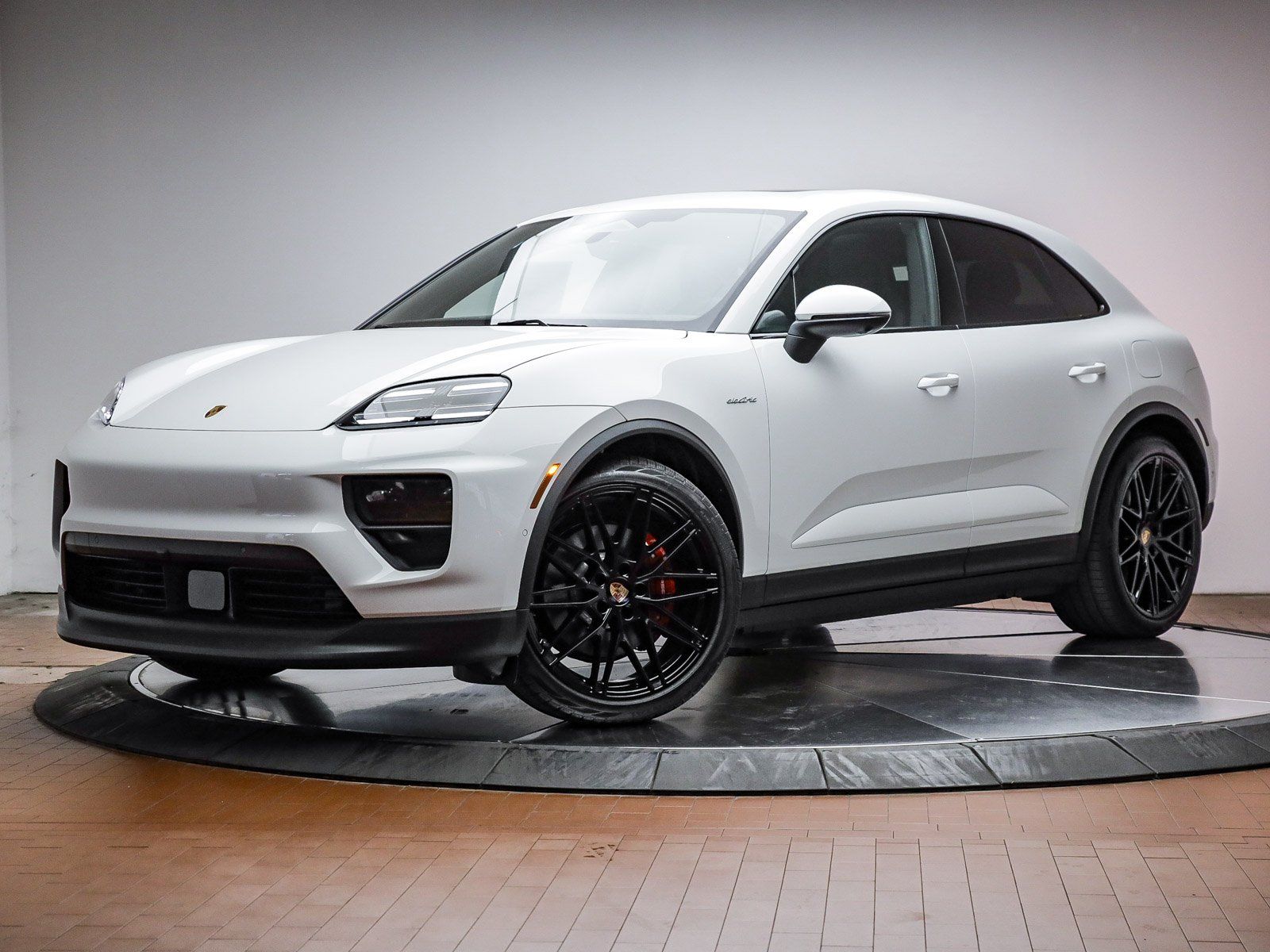2025 Porsche Macan S