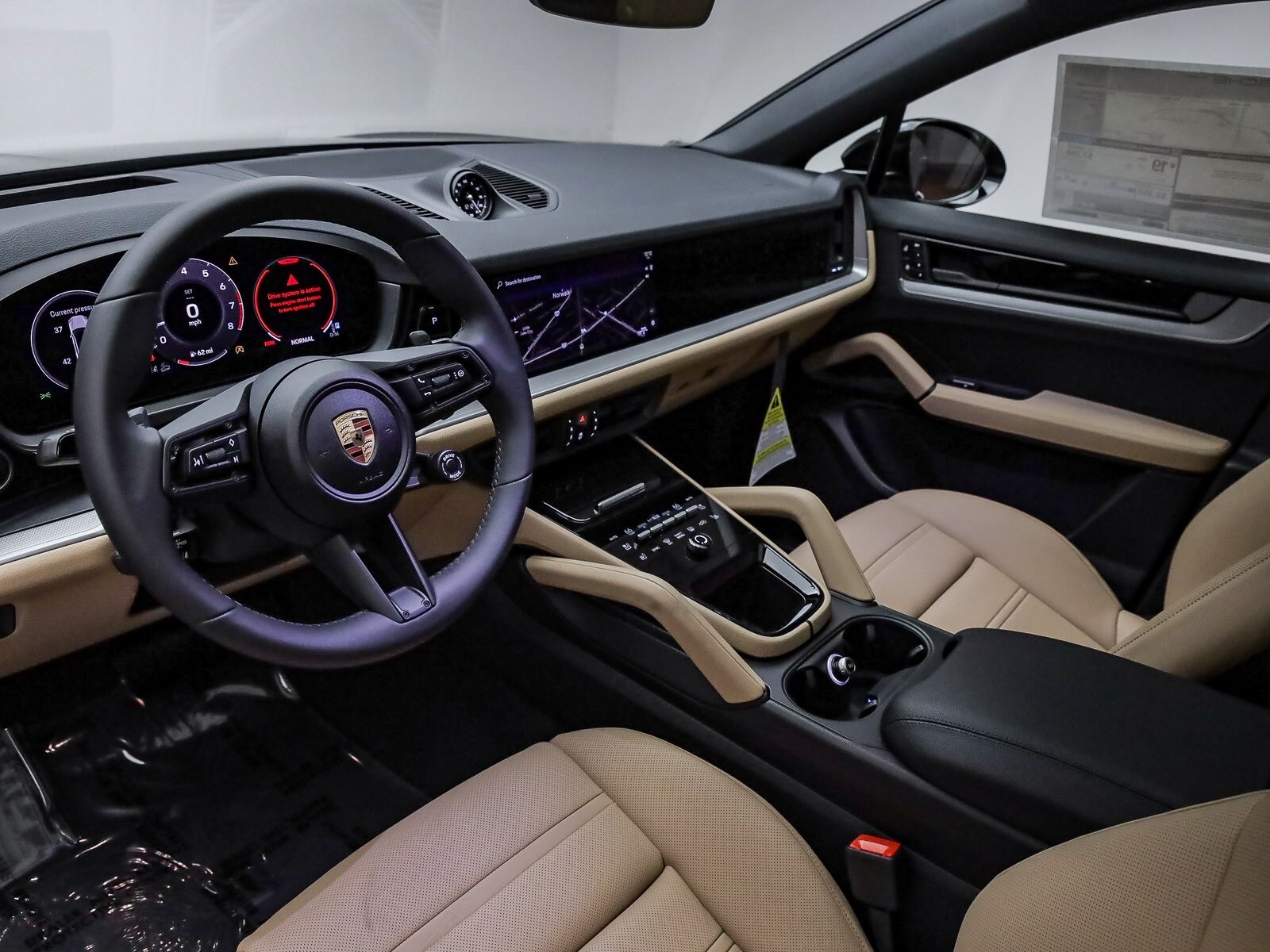 2025 Porsche Cayenne Coupe photo 4