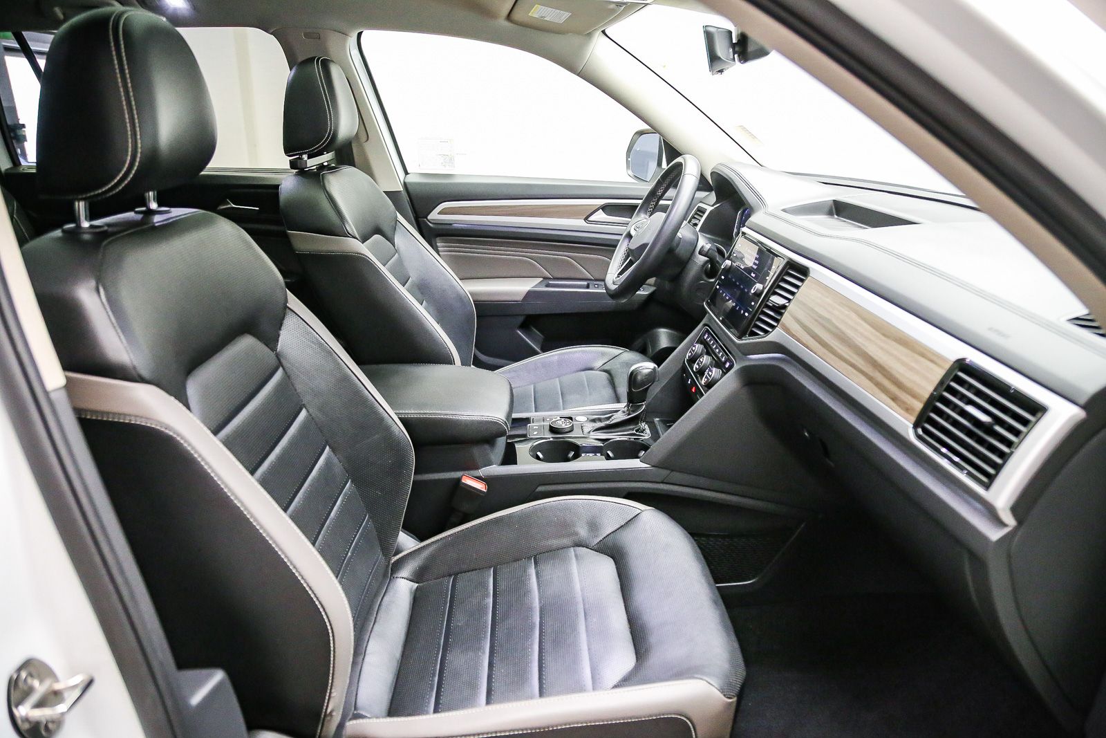 2021 Volkswagen Atlas SEL Premium - Photo 16