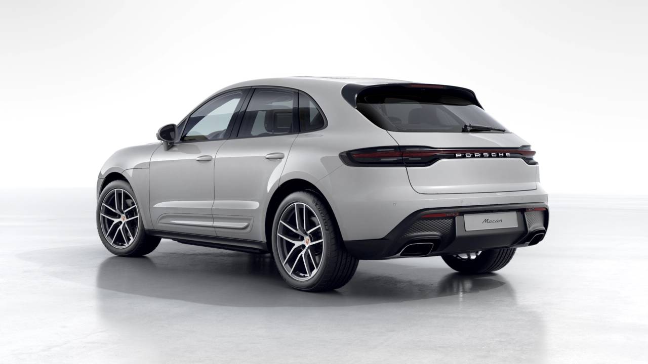 2026 Porsche Macan T photo 3