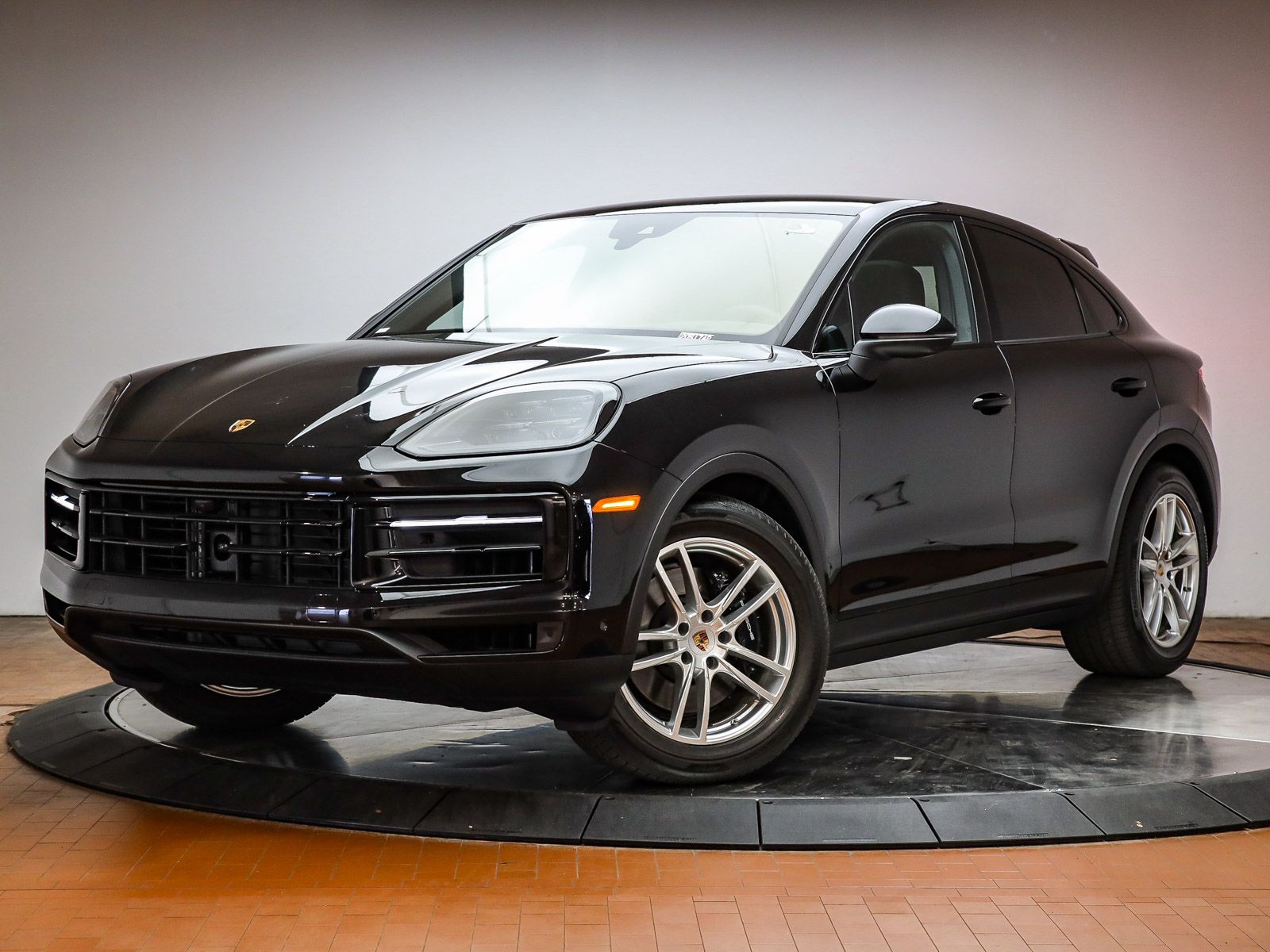 2025 Porsche Cayenne -'s photo