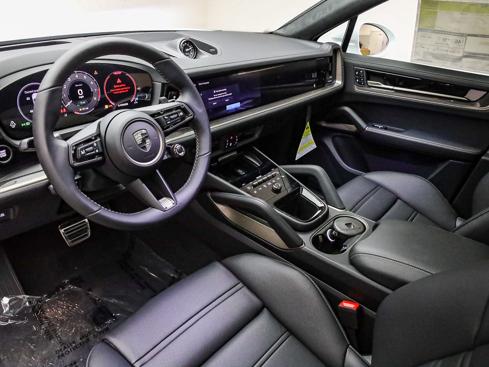2026 Porsche Cayenne Coup Turbo E-Hybrid - Photo 4