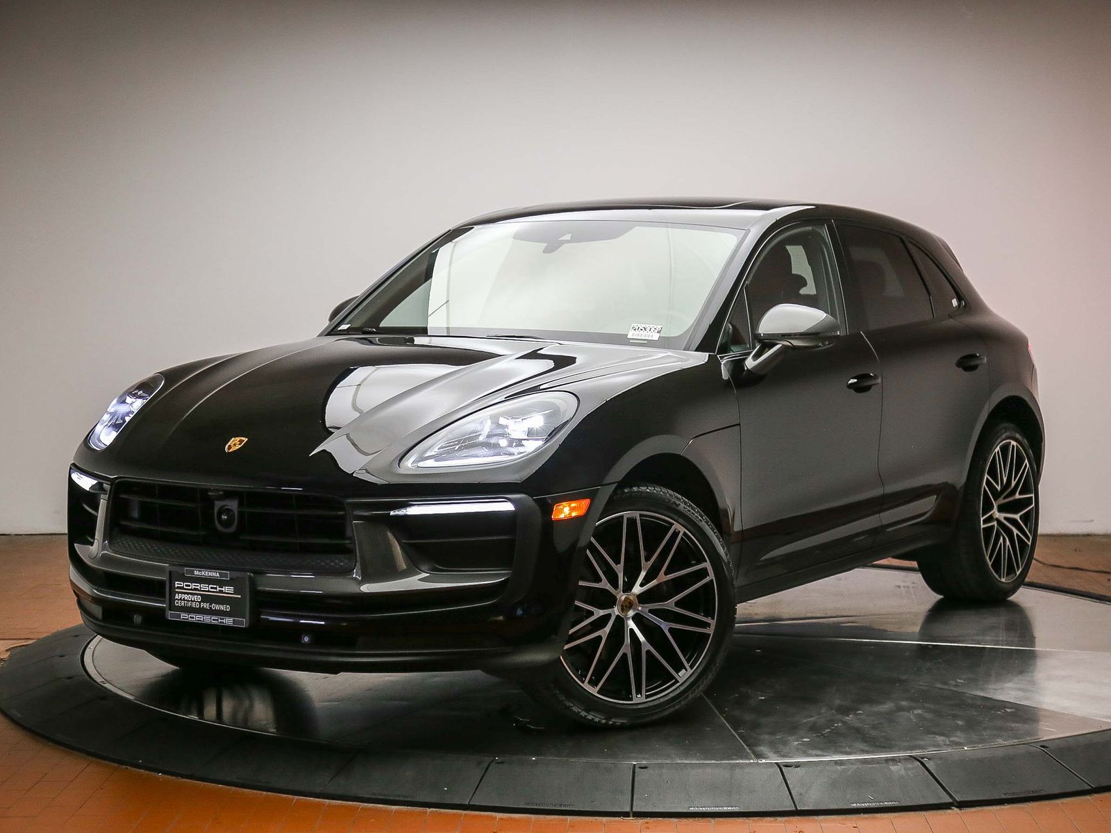 2024 Porsche Macan SUV 