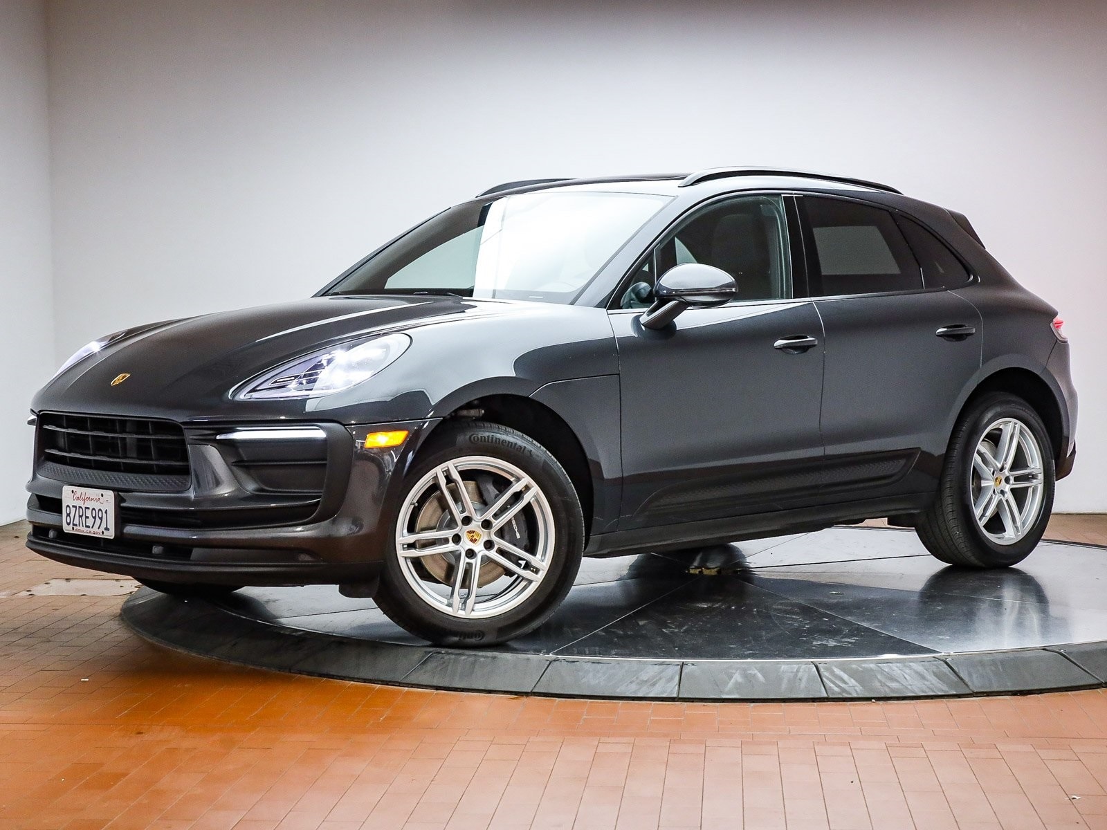 2022 Porsche Macan