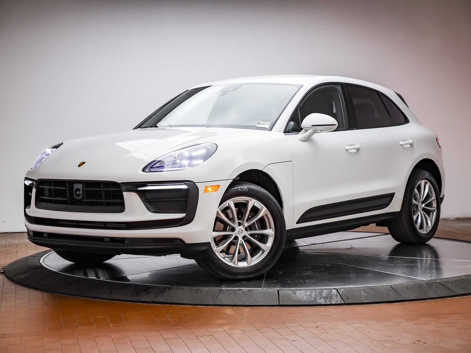 2024 Porsche Macan