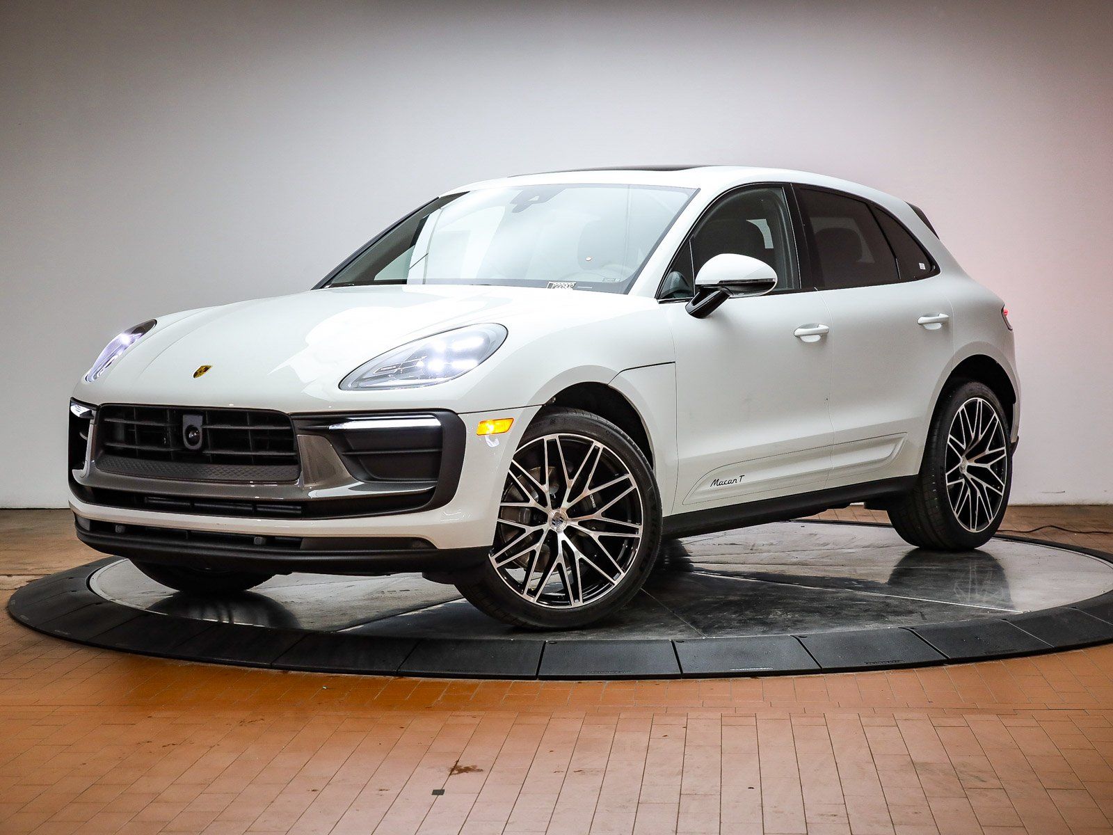 2026 Porsche Macan T
