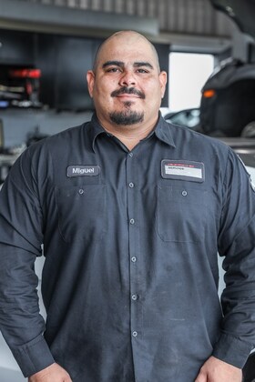 Staff member Miguel Rodarte from ID_13baf65f0762