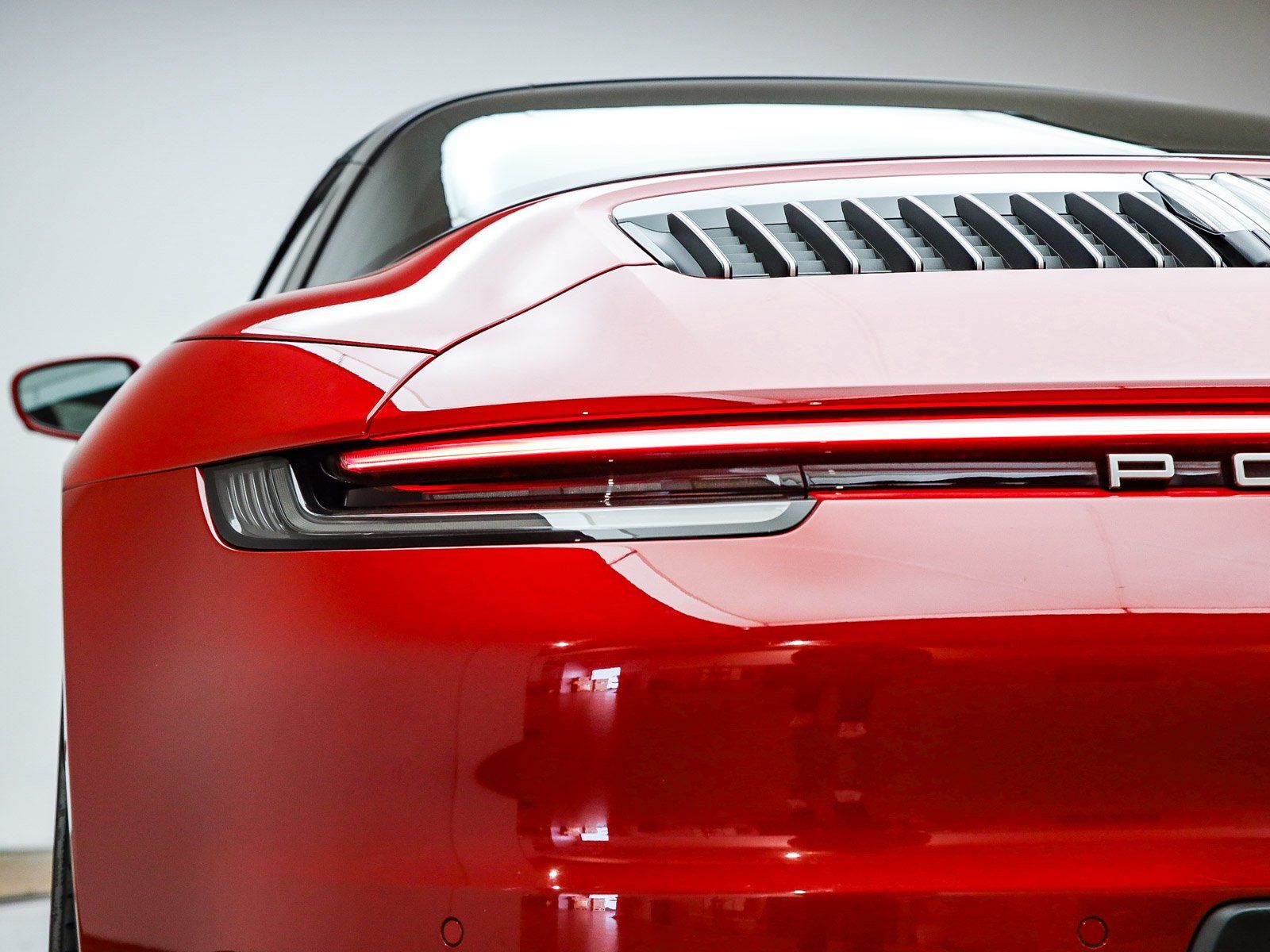 2023 Porsche 911 - Photo 8