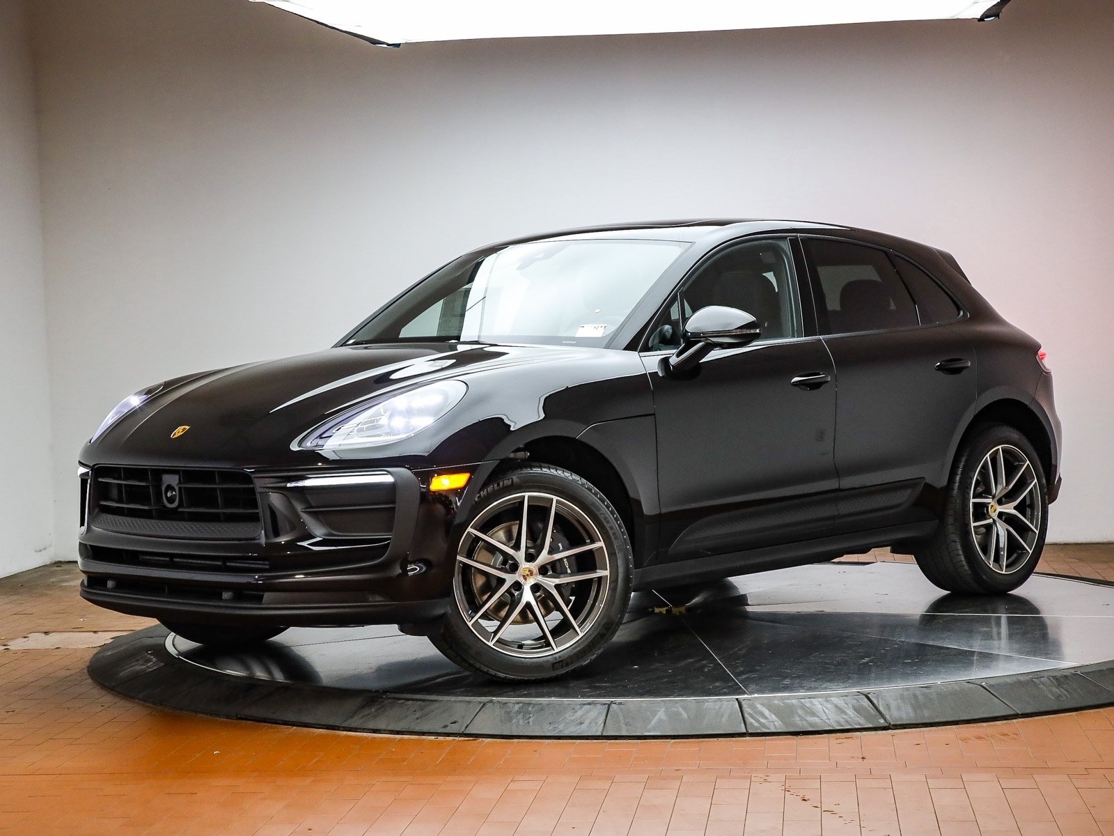 2026 Porsche Macan SUV 