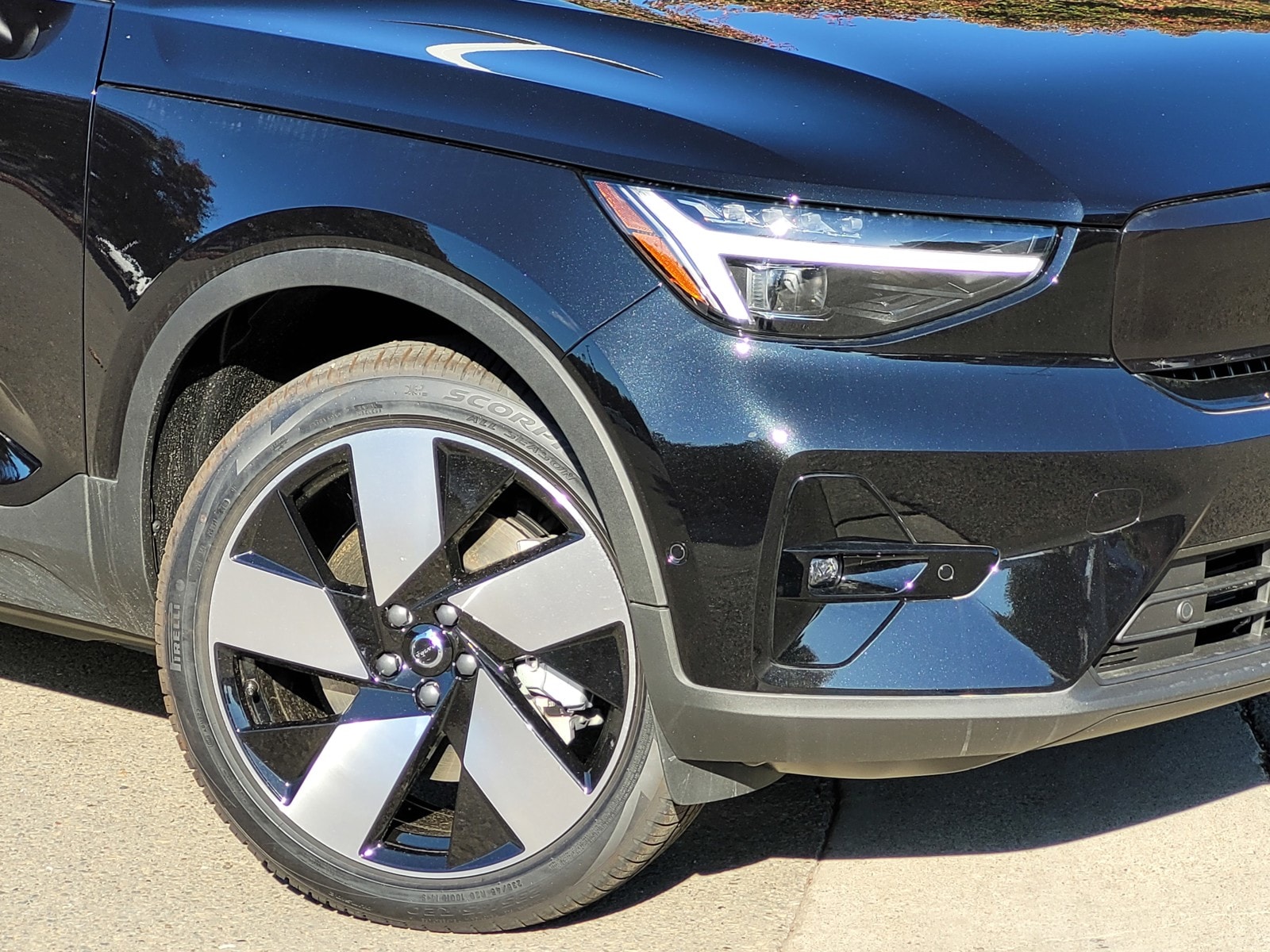 Used 2024 Volvo XC40 Plus with VIN YV4ER3XL3R2234029 for sale in San Leandro, CA