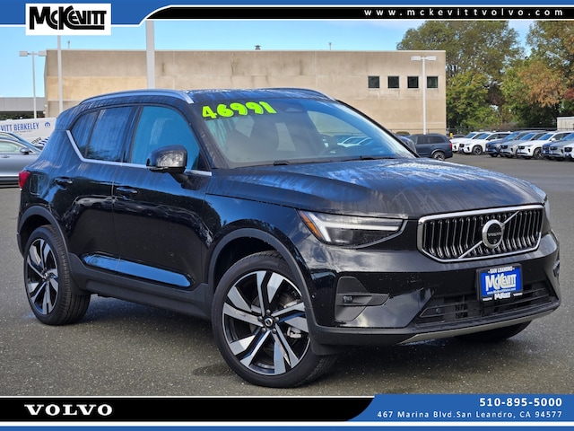 2024 Volvo XC40 B5 Plus Bright Theme SUV YV4L12UE3R2359739