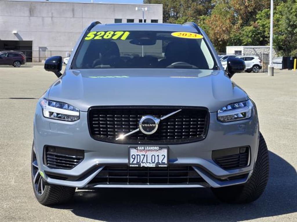 Certified 2023 Volvo XC90 Recharge Plug-In Hybrid Ultimate Dark Theme