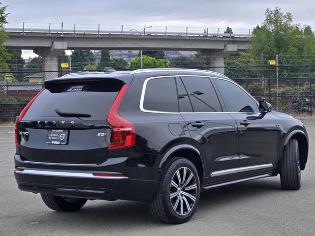2025 Volvo XC90 Core photo 2
