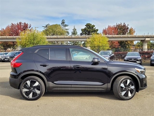 Xc40 2024 recharge black