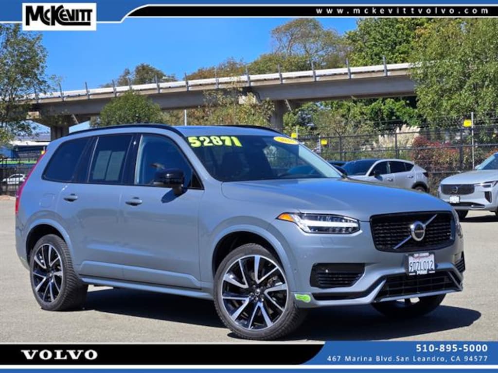 Certified 2023 Volvo XC90 Recharge Plug-In Hybrid Ultimate Dark Theme