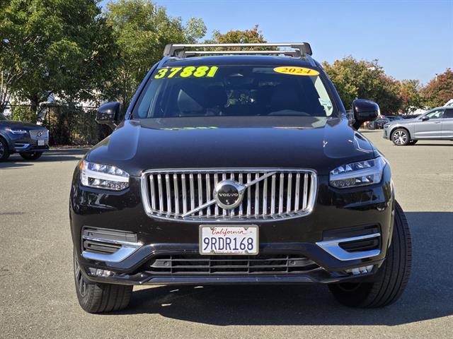 2024 Volvo XC90 Plus photo 2