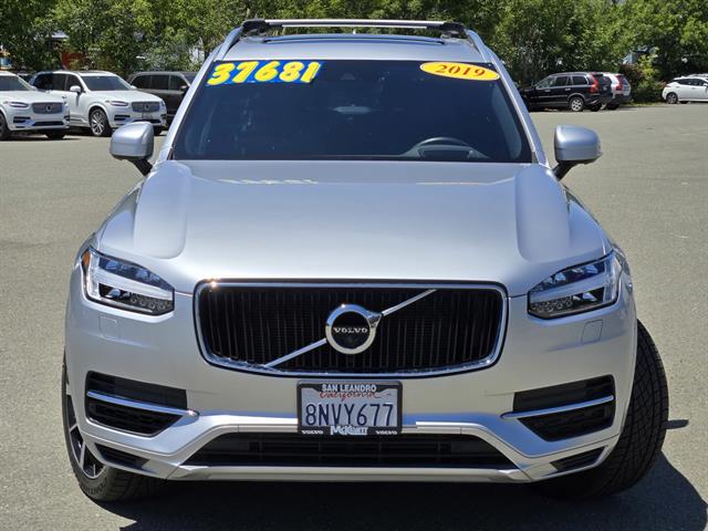 2019 Volvo XC90 Momentum photo 2