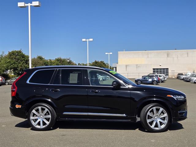 2019 Volvo XC90 Inscription photo 3