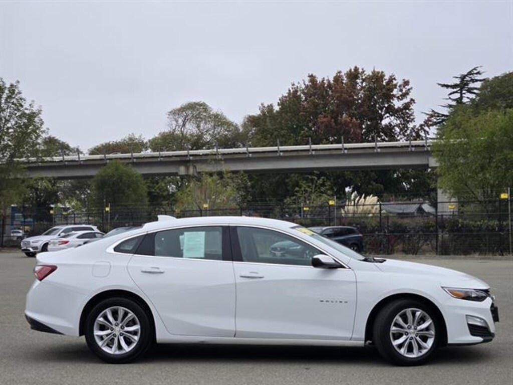 Used 2022 Chevrolet Malibu LT